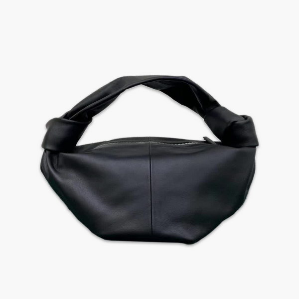 【原版皮】宝缇嘉/BV 打结包，饺子称号，仙女一定要入手，日常百搭，容量实在优秀，质感好的没得说，很能装哦，款号：629635